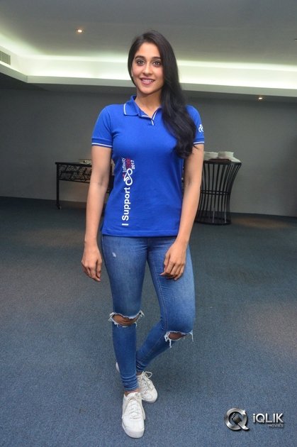 Regina-Cassandra-At-Aditya-Mehata-Foundation-Infinity-Ride-Poster-Launch